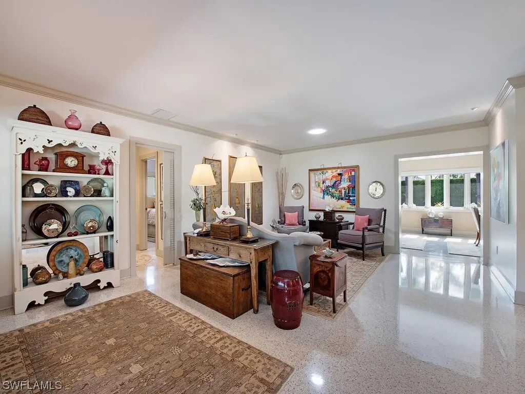 1270 Diana Avenue Naples FL 34103
