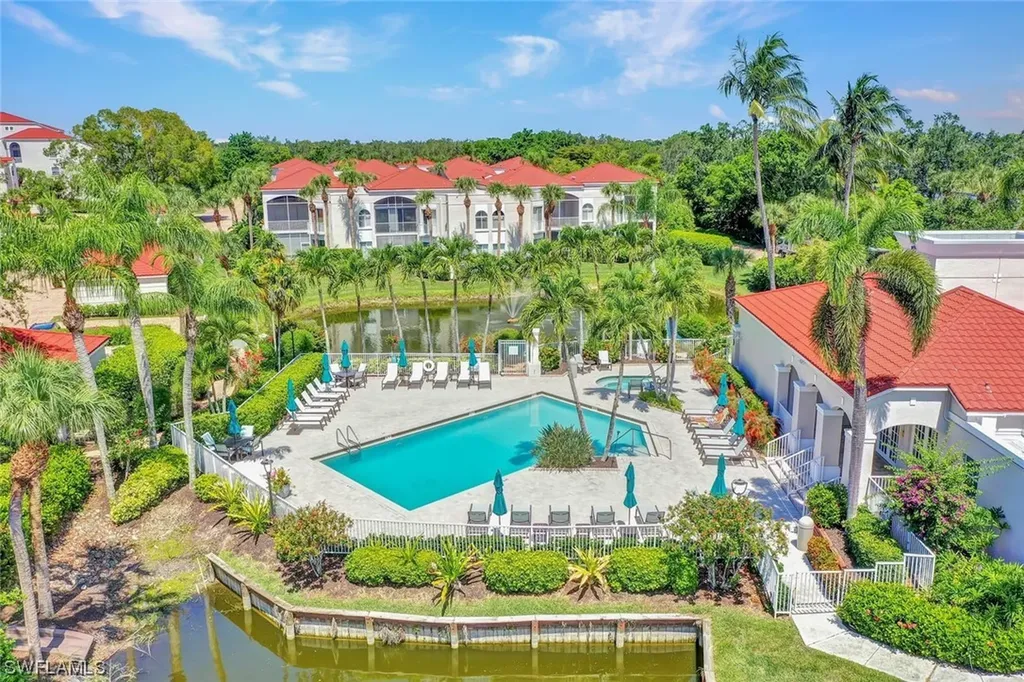 2220 Arielle Drive Naples FL 34109