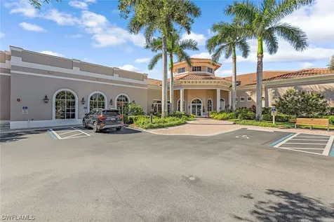 2220 Arielle Drive Naples FL 34109