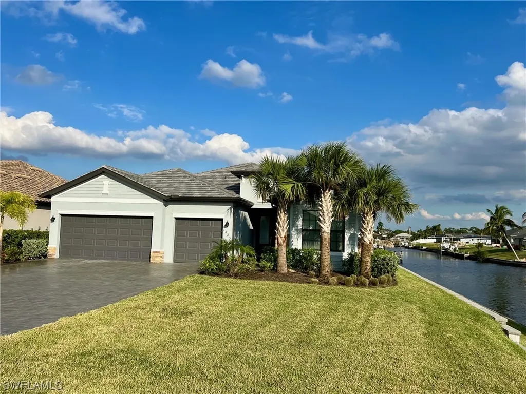 1425 SE 10th Avenue Cape Coral FL 33990