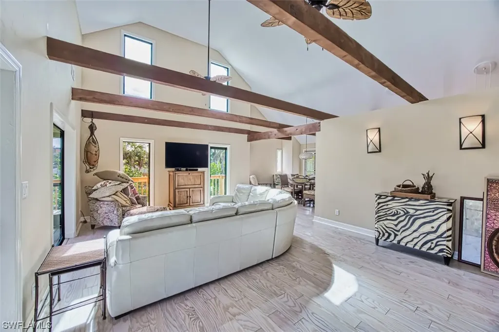 211 Southwinds Drive Sanibel FL 33957