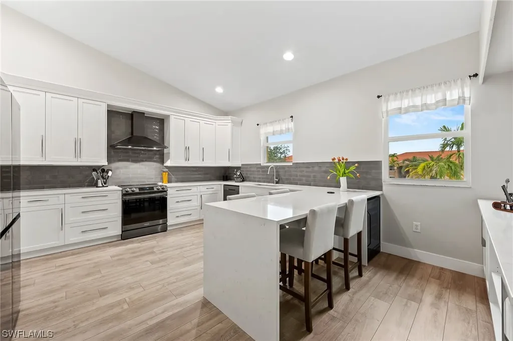 6825 Huntington Lakes Circle Naples FL 34119