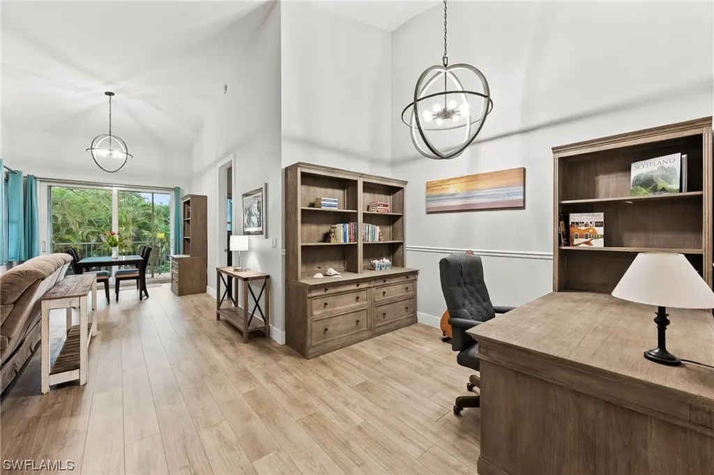 6825 Huntington Lakes Circle Naples FL 34119