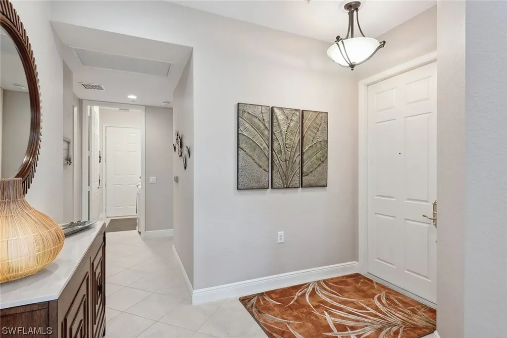 9275 Museo Circle Naples FL 34114