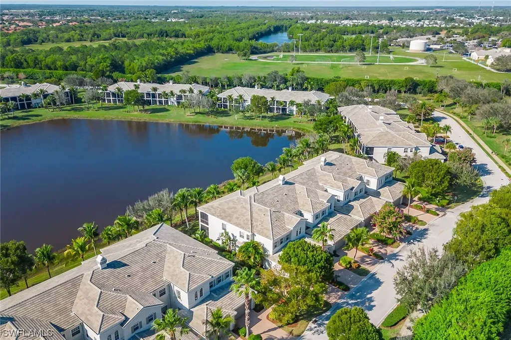 9275 Museo Circle Naples FL 34114