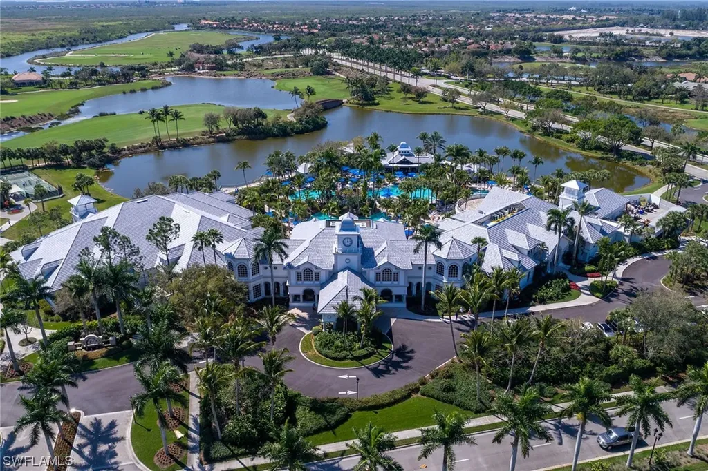 9275 Museo Circle Naples FL 34114