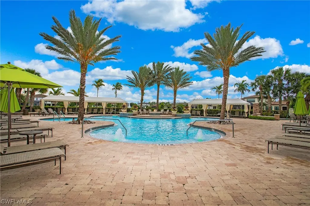 9322 Glenforest Drive Naples FL 34120