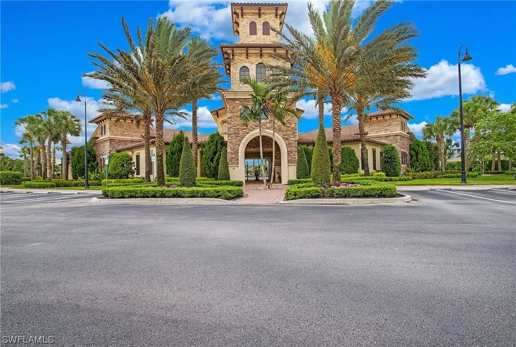 9322 Glenforest Drive Naples FL 34120