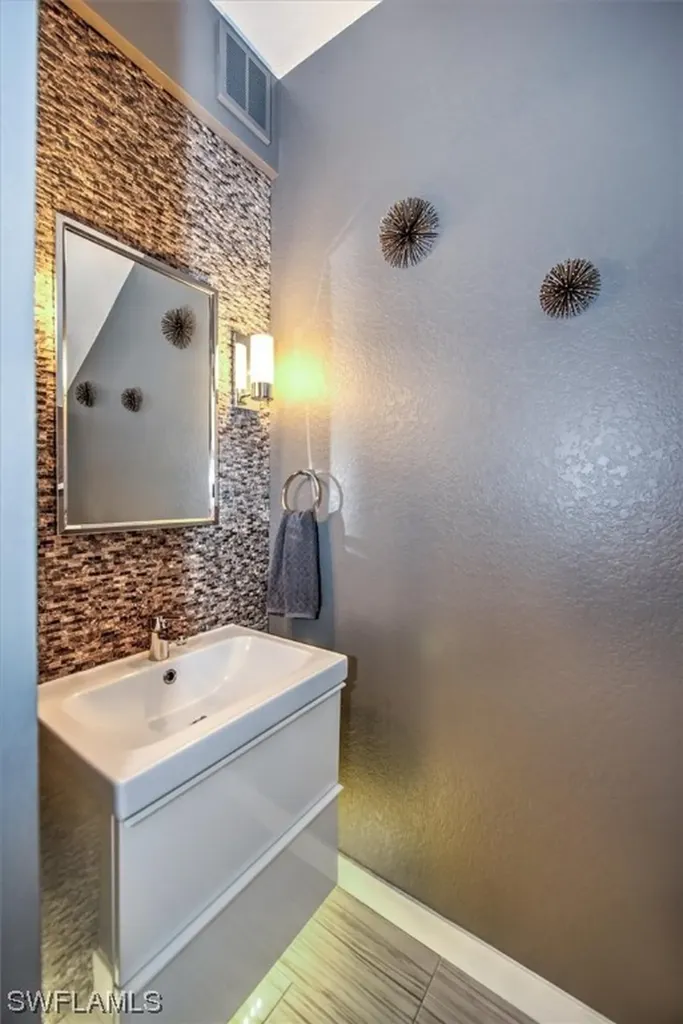 1315 SW 47th Terrace Cape Coral FL 33914
