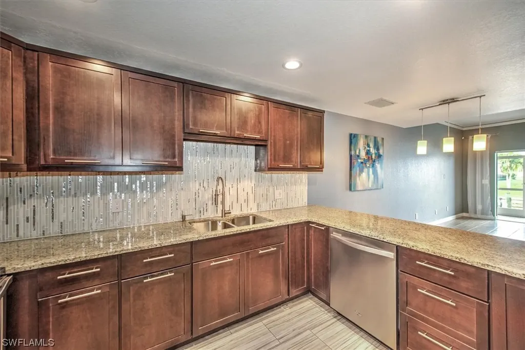 1315 SW 47th Terrace Cape Coral FL 33914