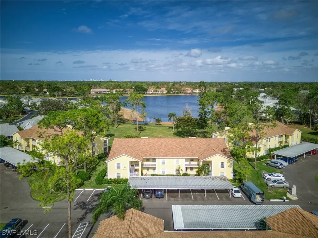 2640 Kings Lake Boulevard Naples FL 34112