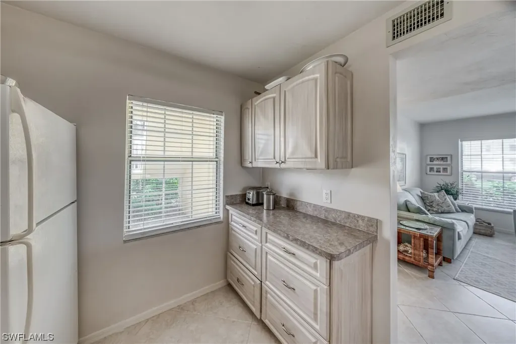 2640 Kings Lake Boulevard Naples FL 34112