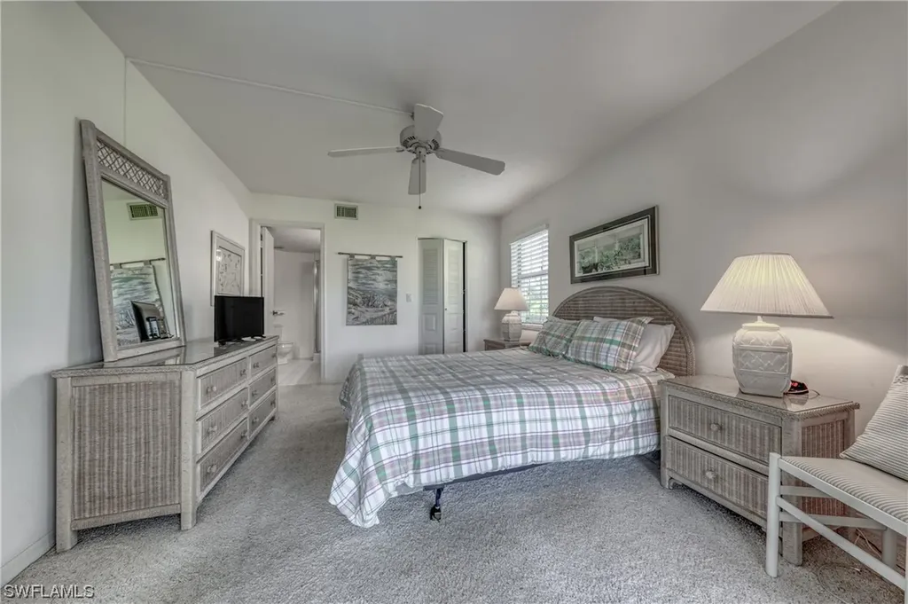 2640 Kings Lake Boulevard Naples FL 34112