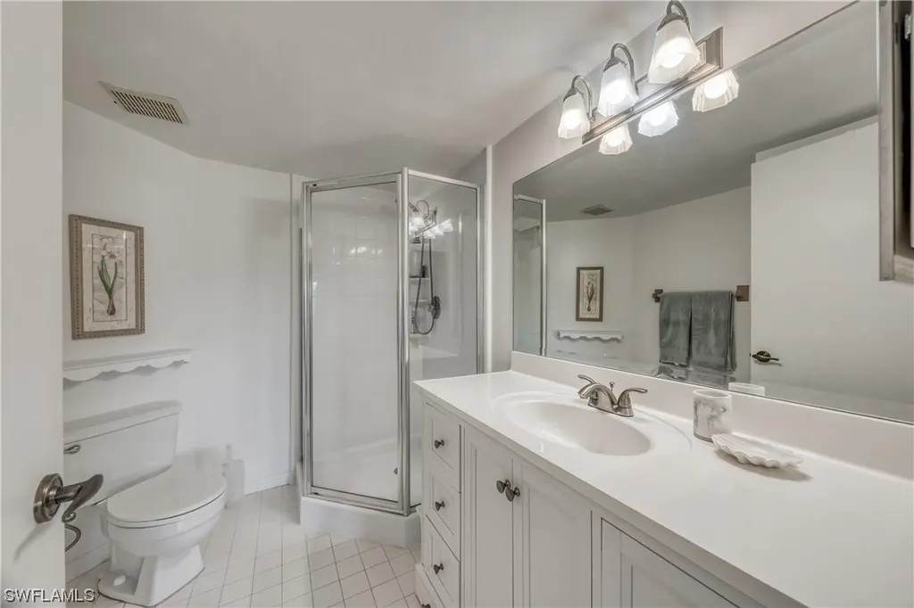 2640 Kings Lake Boulevard Naples FL 34112