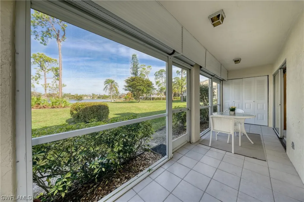 2640 Kings Lake Boulevard Naples FL 34112