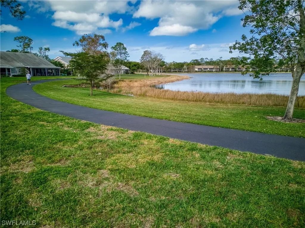 2640 Kings Lake Boulevard Naples FL 34112