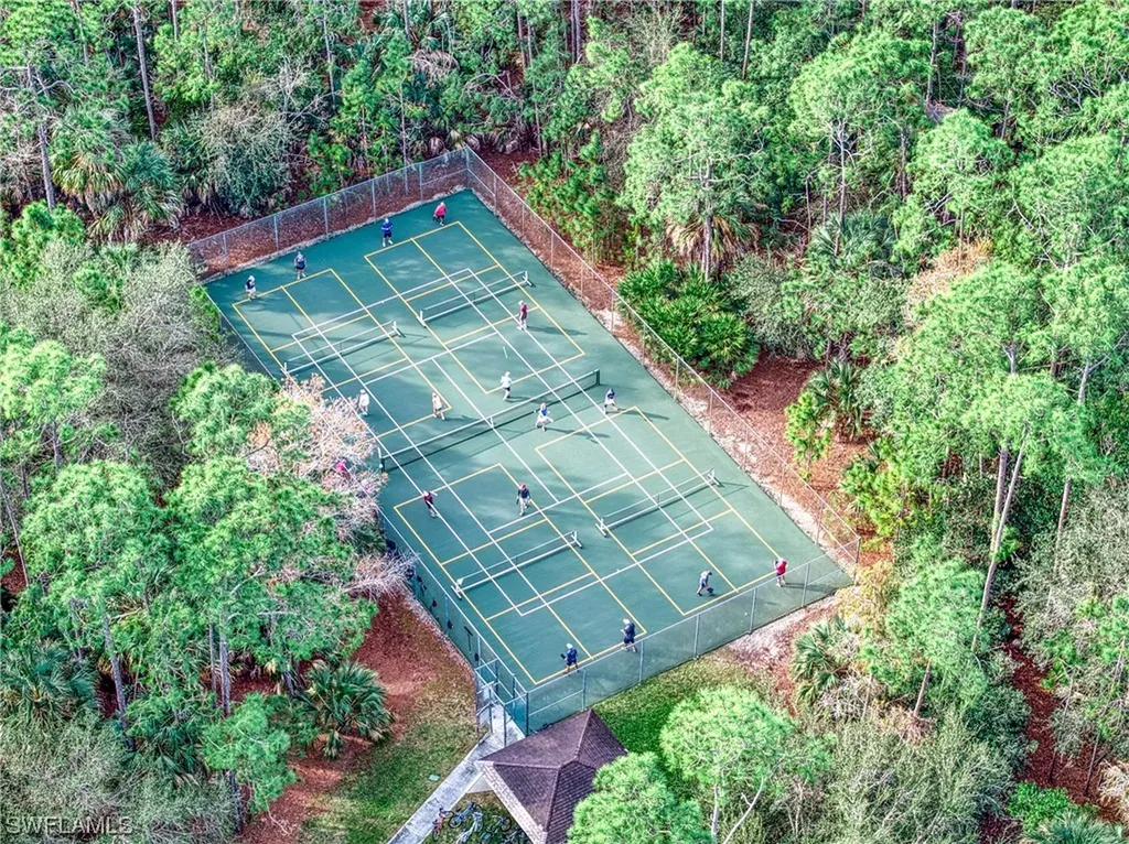 2640 Kings Lake Boulevard Naples FL 34112