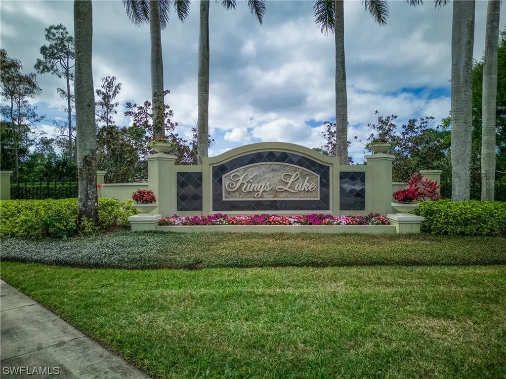 2640 Kings Lake Boulevard Naples FL 34112