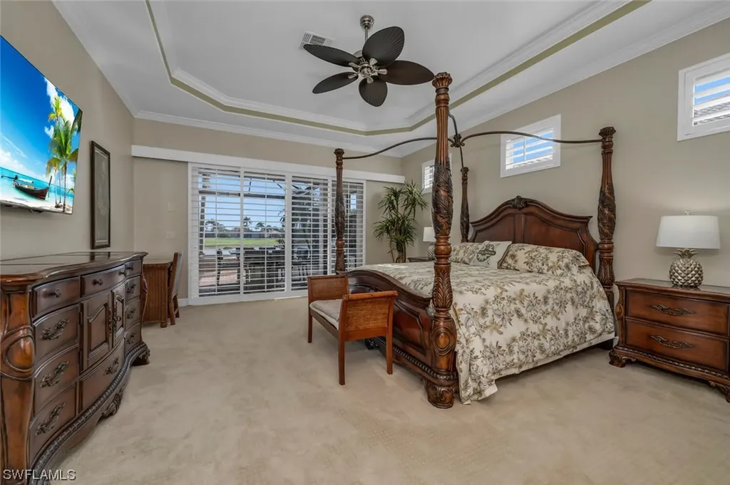 5059 Cerromar Drive Naples FL 34112