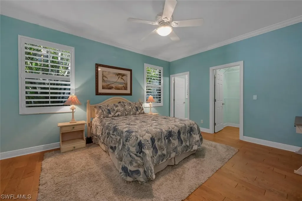 5059 Cerromar Drive Naples FL 34112