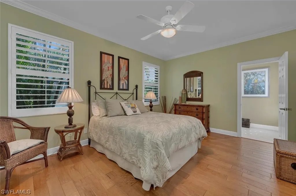 5059 Cerromar Drive Naples FL 34112