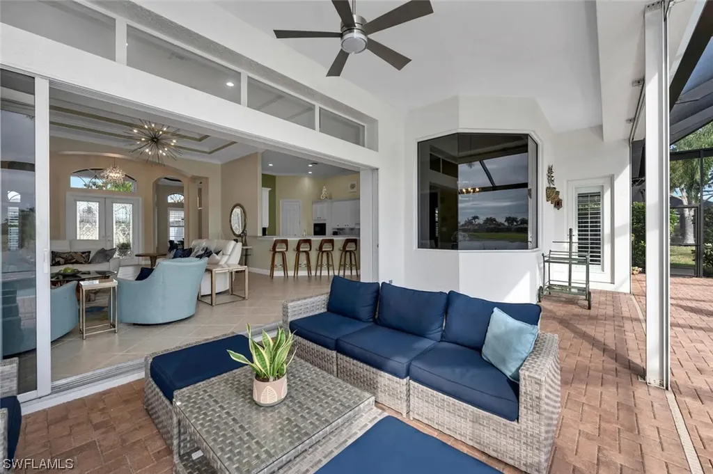 5059 Cerromar Drive Naples FL 34112