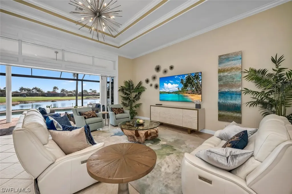 5059 Cerromar Drive Naples FL 34112