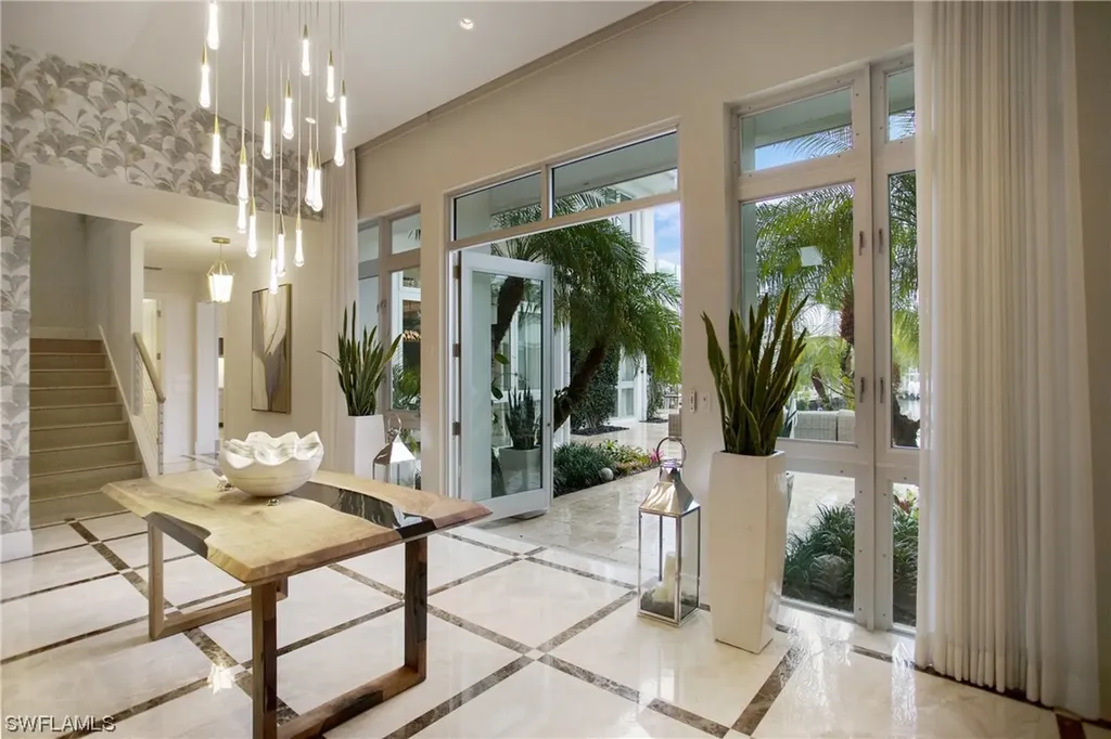 2290 Tarpon Road Naples FL 34102