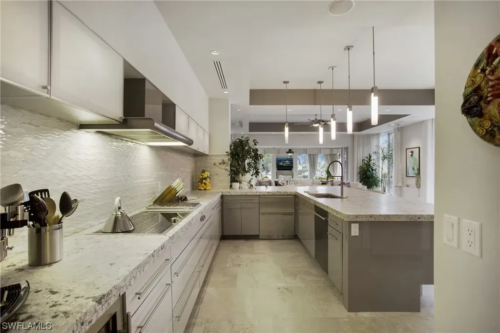 2290 Tarpon Road Naples FL 34102