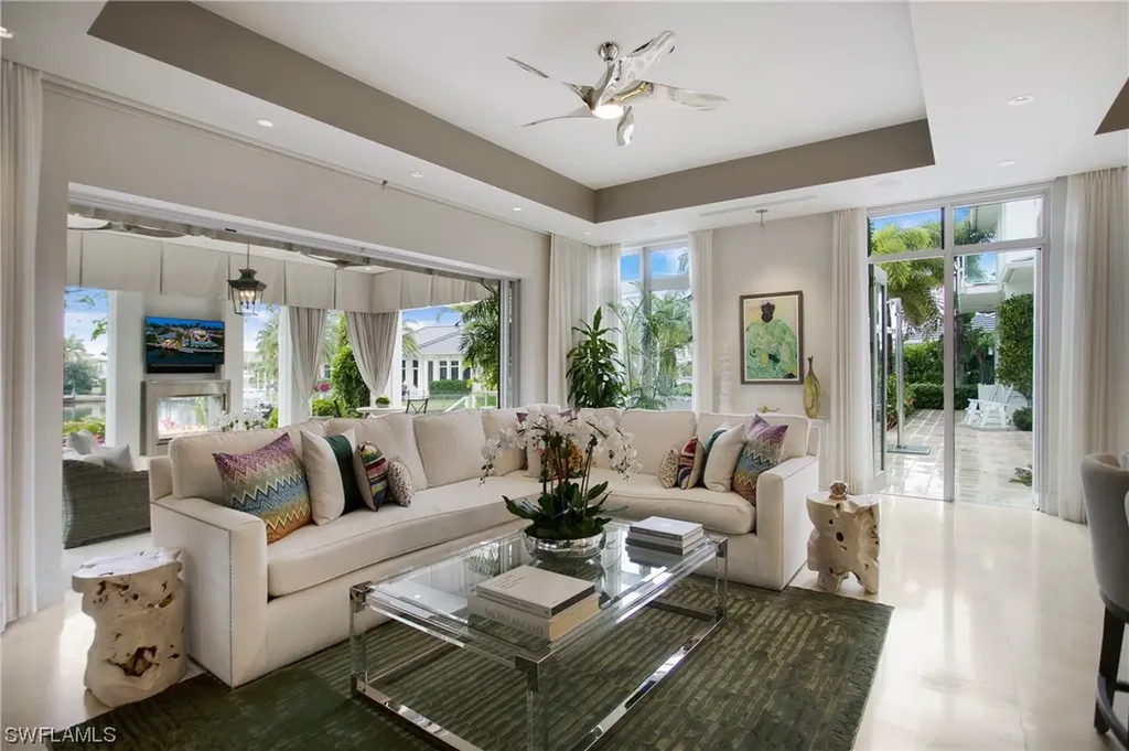 2290 Tarpon Road Naples FL 34102