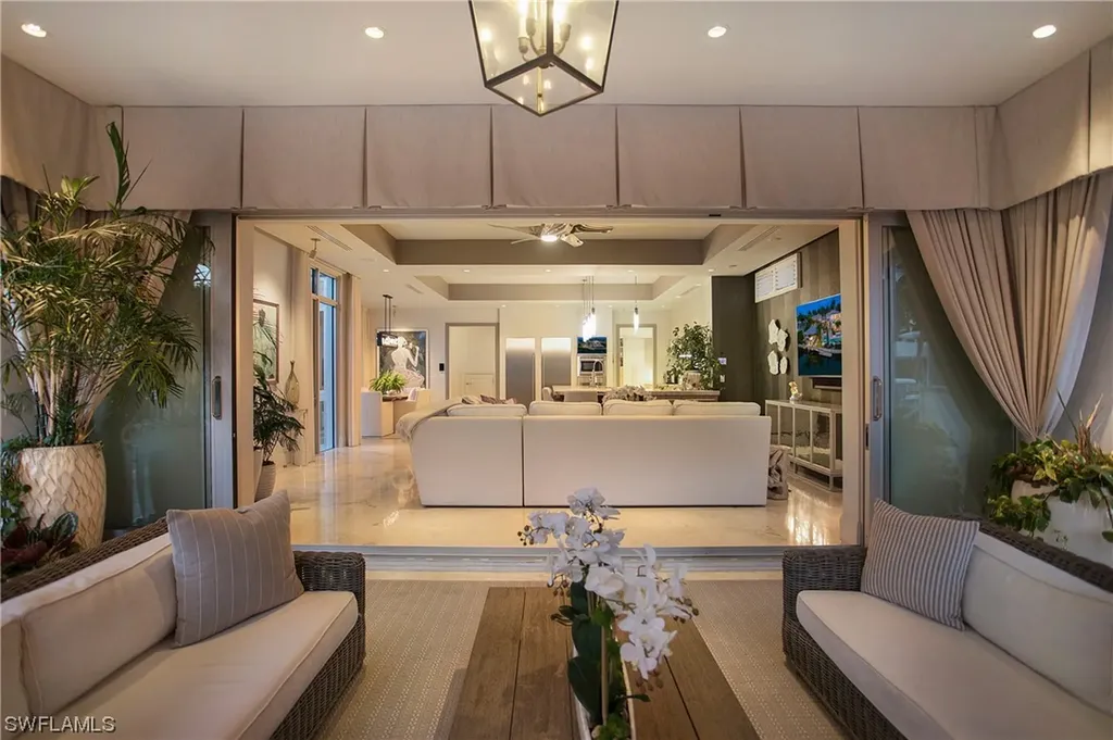 2290 Tarpon Road Naples FL 34102