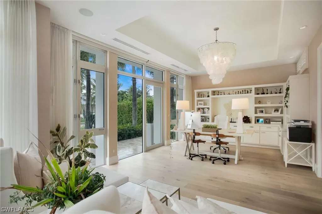 2290 Tarpon Road Naples FL 34102