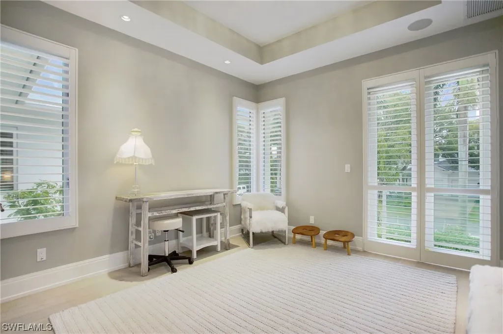 2290 Tarpon Road Naples FL 34102