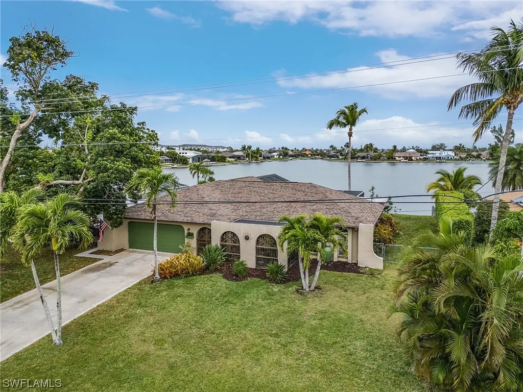 1423 SW 38th Street Cape Coral FL 33914