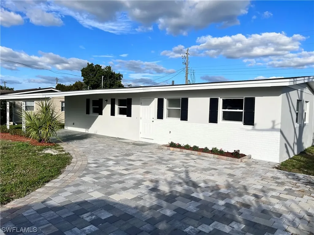 3547 Royal Palm Avenue Fort Myers FL 33901