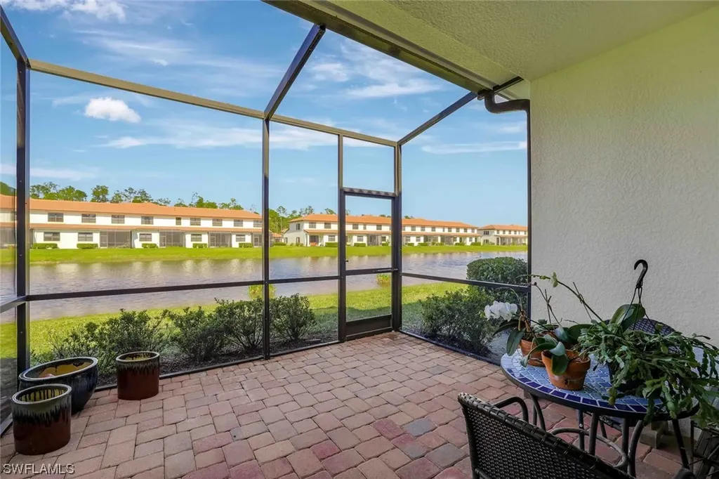 7762 Bristol Circle Naples FL 34120