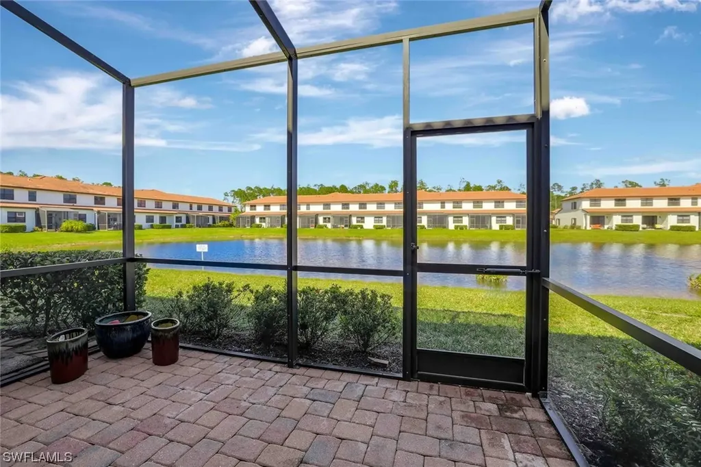 7762 Bristol Circle Naples FL 34120