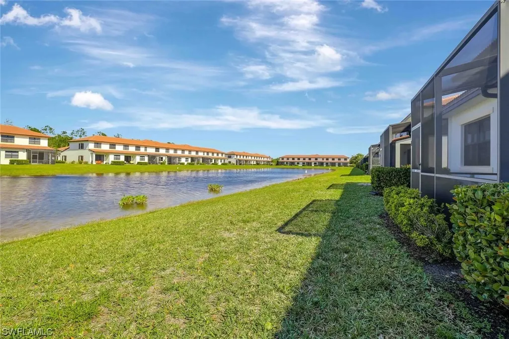 7762 Bristol Circle Naples FL 34120