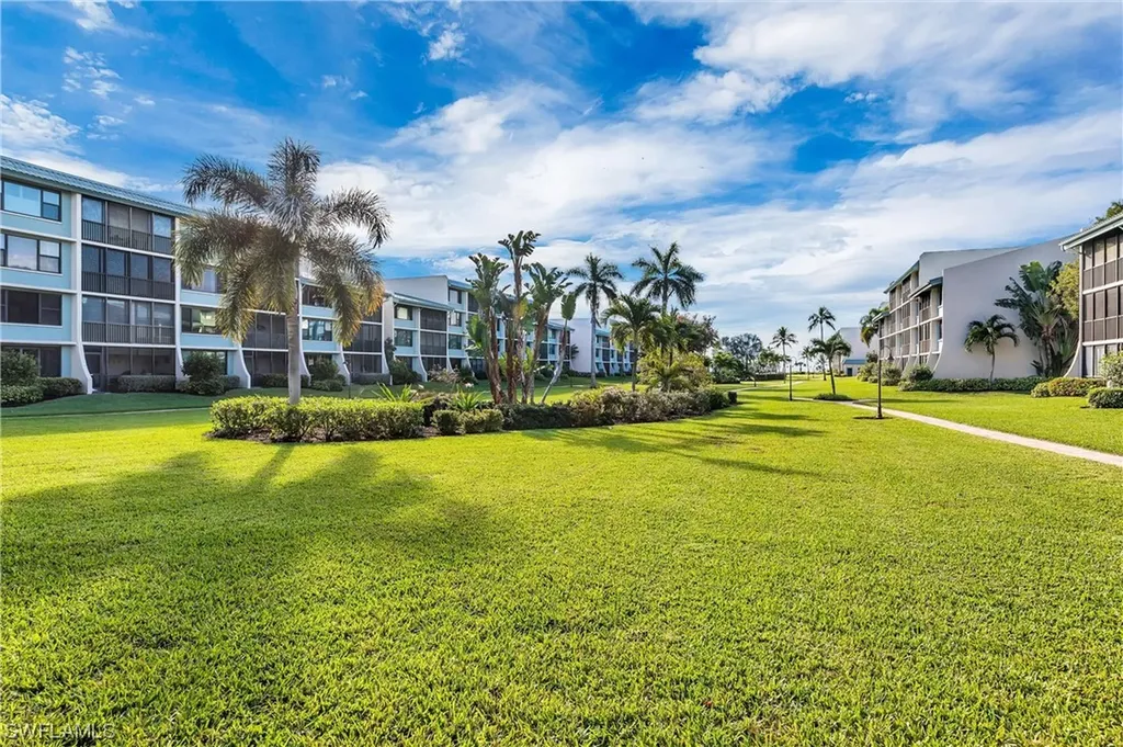 979 E Gulf Drive Sanibel FL 33957