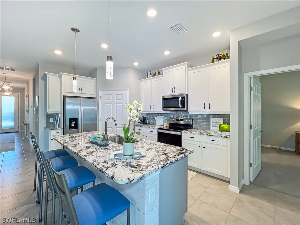 3253 Apple Blossom Drive Alva FL 33920