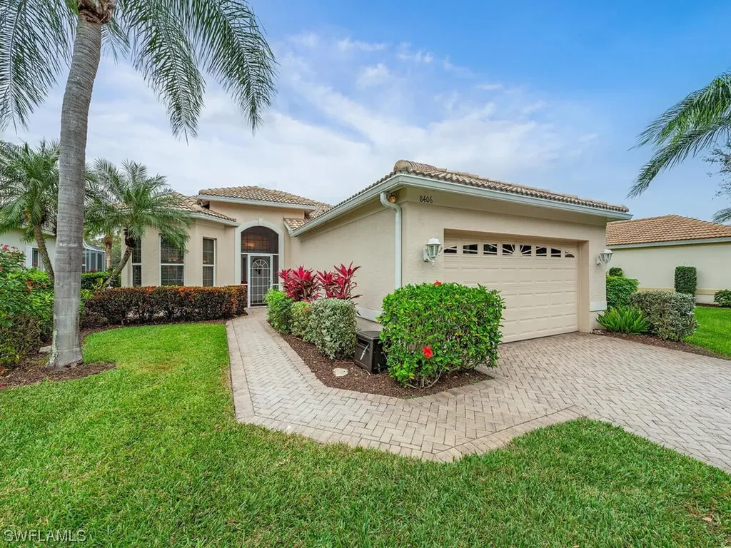 Naples FL, 8406 Danbury Boulevard
