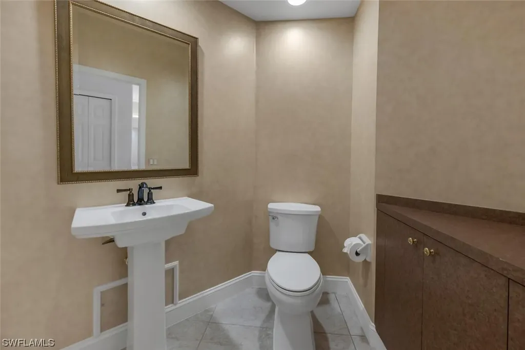 5751 Persimmon Way Naples FL 34110