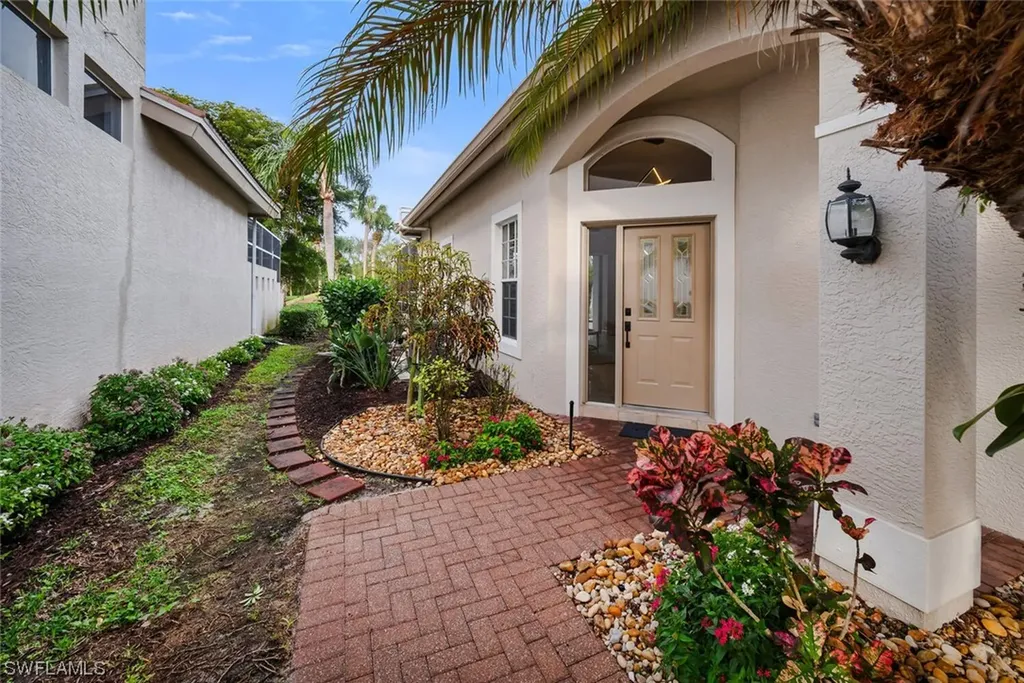 5751 Persimmon Way Naples FL 34110