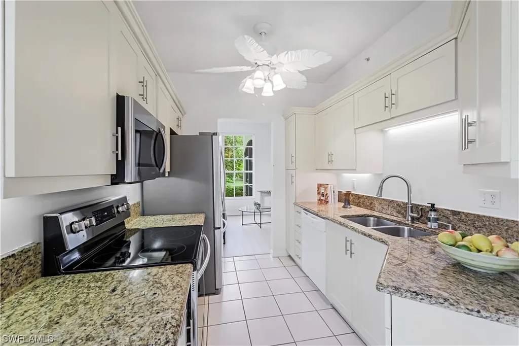 96 Silver Oaks Circle Naples FL 34119