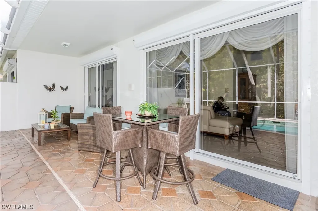 1208 Chelmsford Court Naples FL 34104