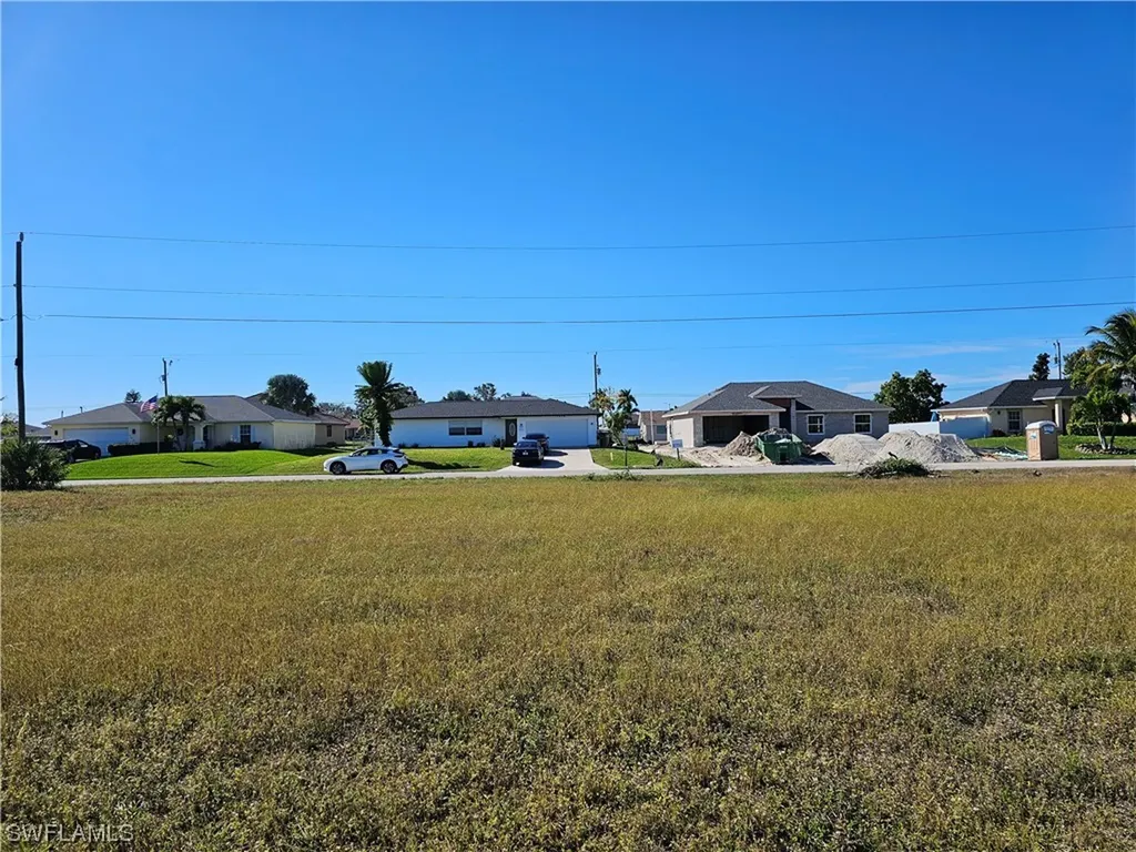 1927 NE 18th Place Cape Coral FL 33909
