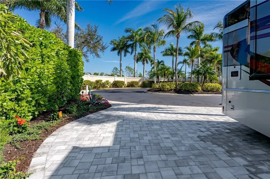 13307 Snook Circle Naples FL 34114