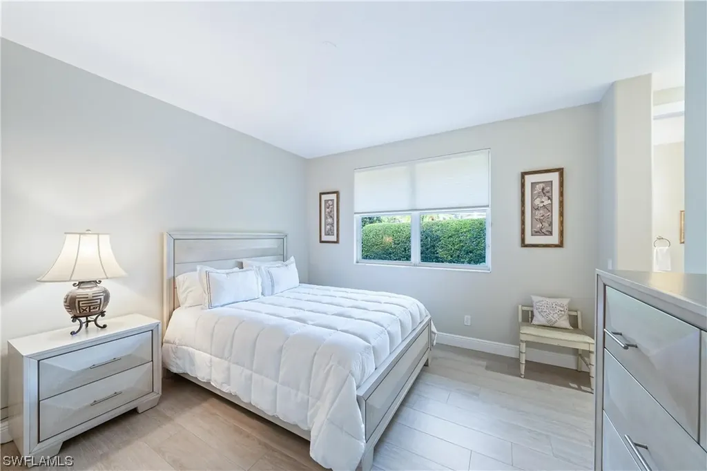 906 Tierra Lago Way Naples FL 34119
