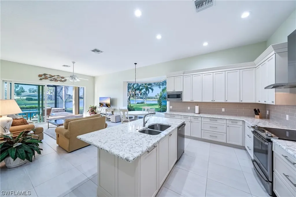 906 Tierra Lago Way Naples FL 34119