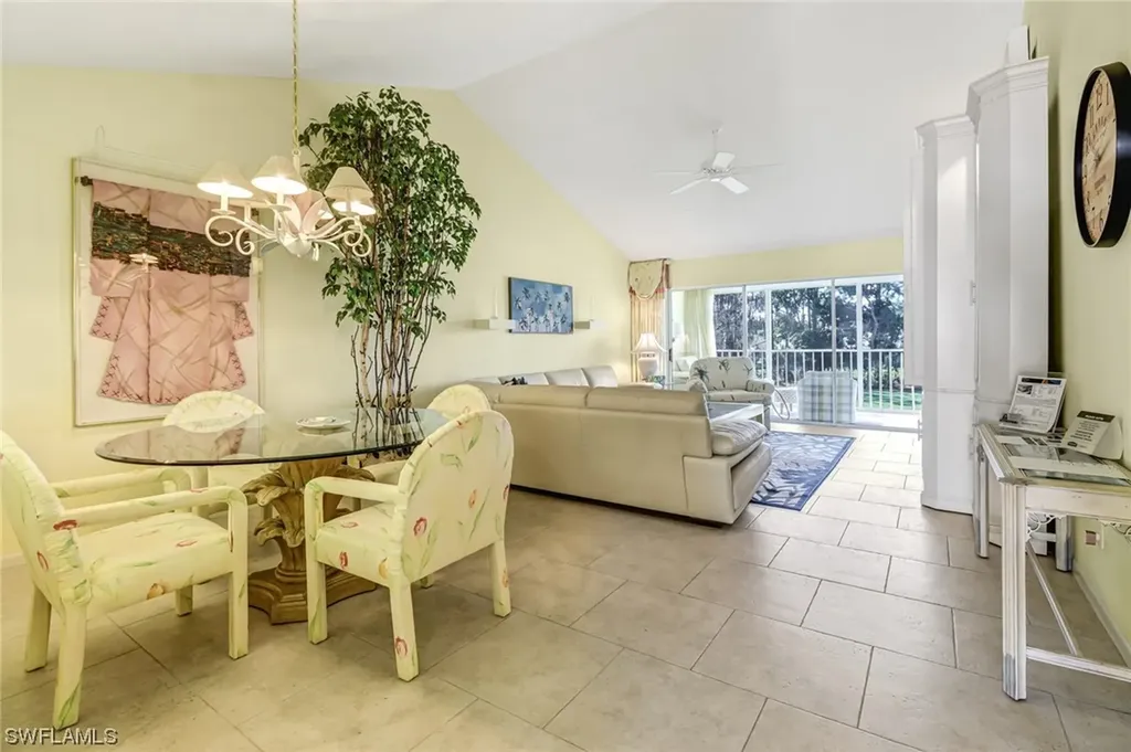 6860 Dennis Circle Naples FL 34104